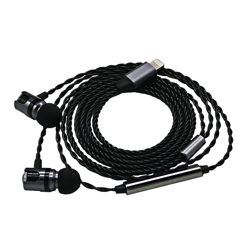 Auricolari originali con cavo  - Wired Earphone Lightning recensione e prezzo